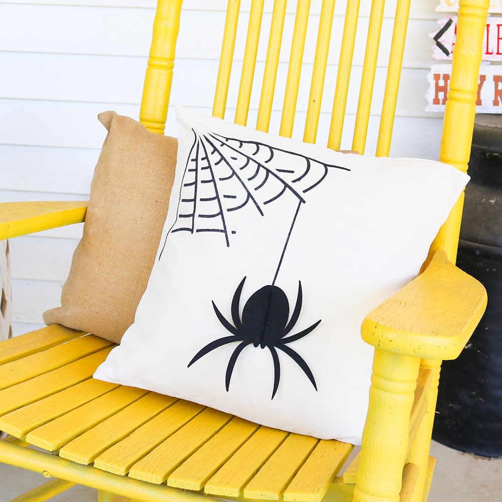 DIY Halloween Pillow