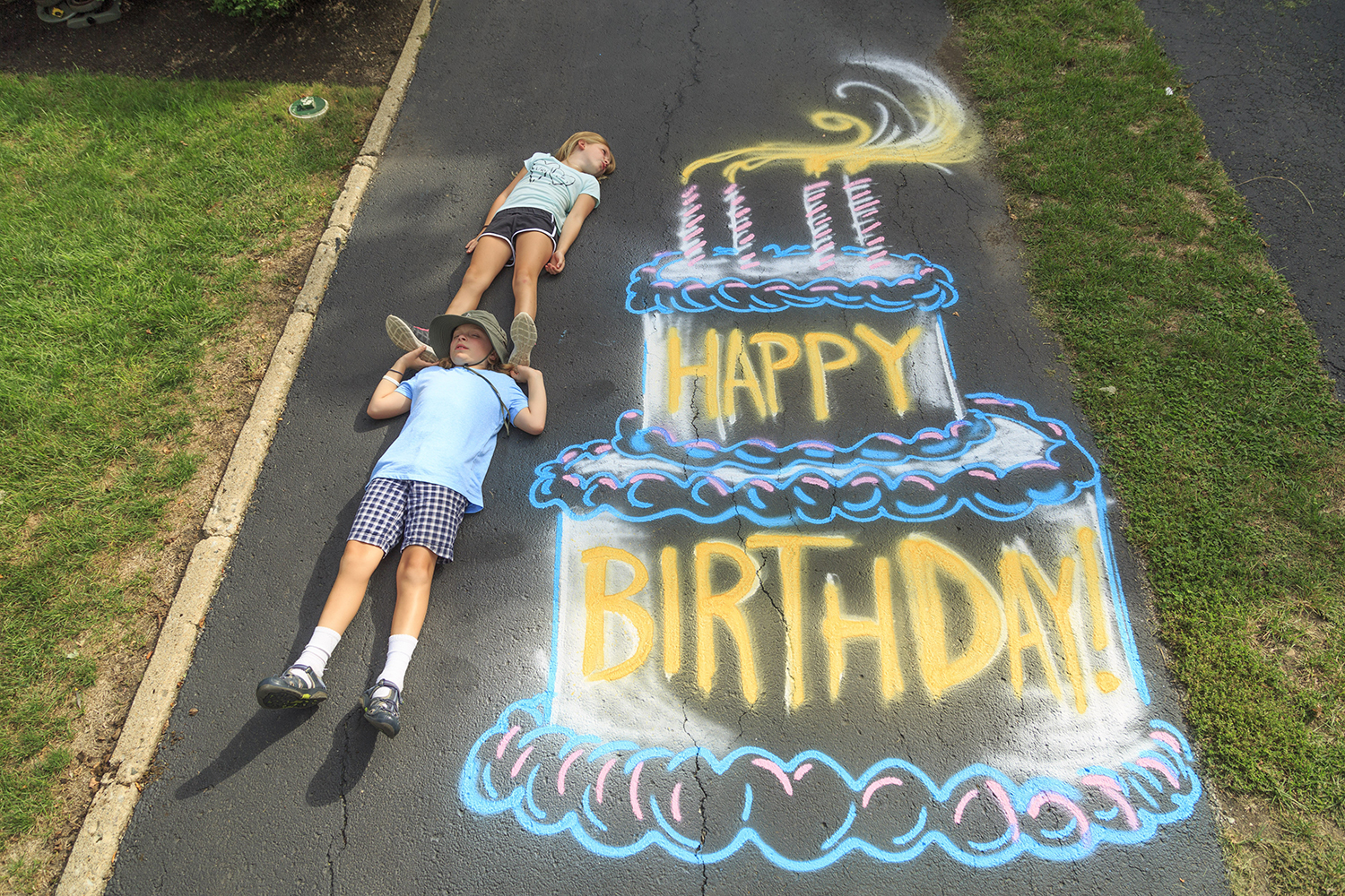 Happy Birthday Spray Chalk